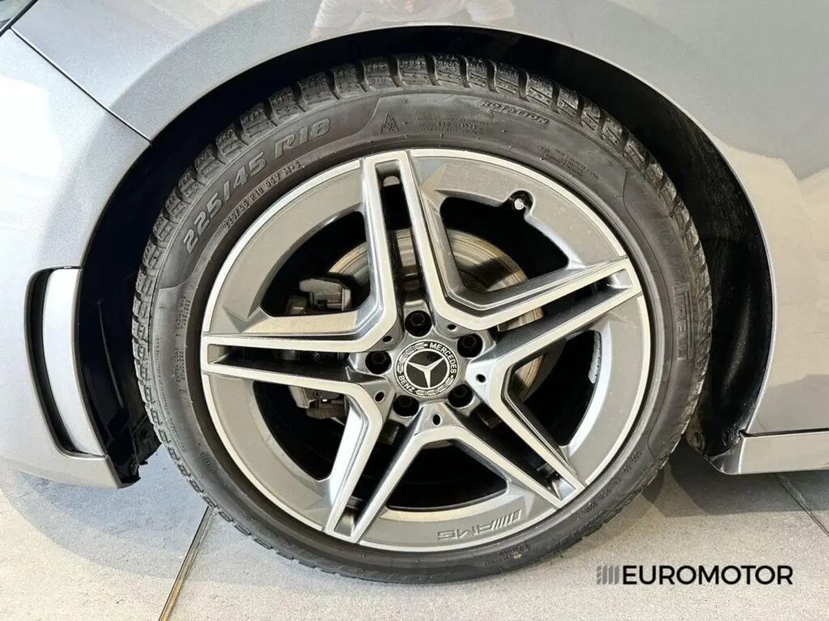 Mercedes-Benz Classe B usata a Bari (10)