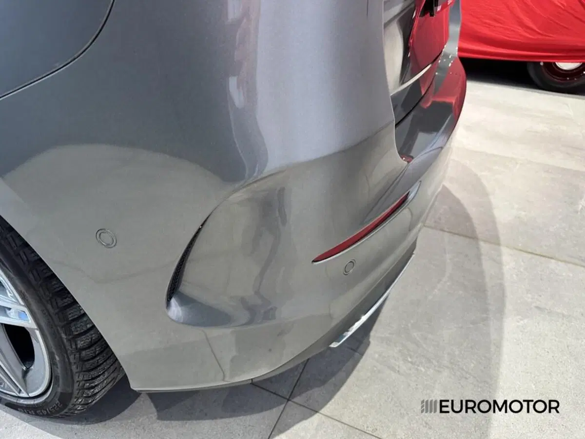 Mercedes-Benz Classe B usata a Bari (13)