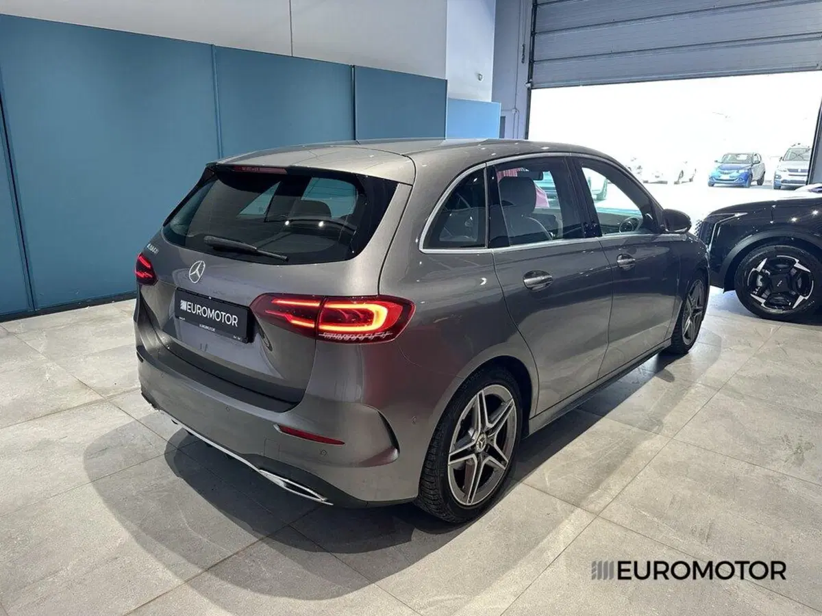 Mercedes-Benz Classe B usata a Bari (5)
