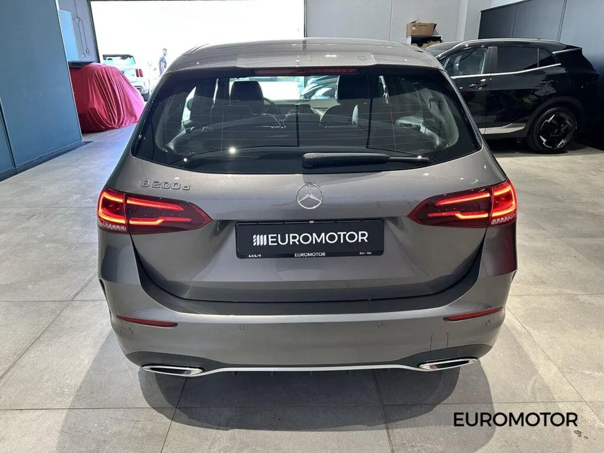 Mercedes-Benz Classe B usata a Bari (6)
