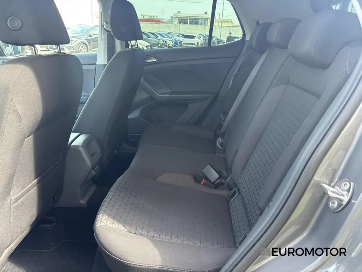 Volkswagen T-Cross usata a Bari (10)