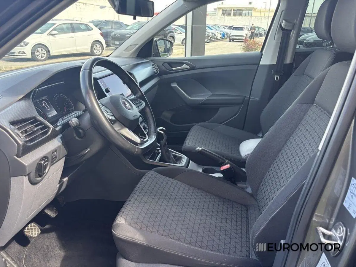 Volkswagen T-Cross usata a Bari (9)