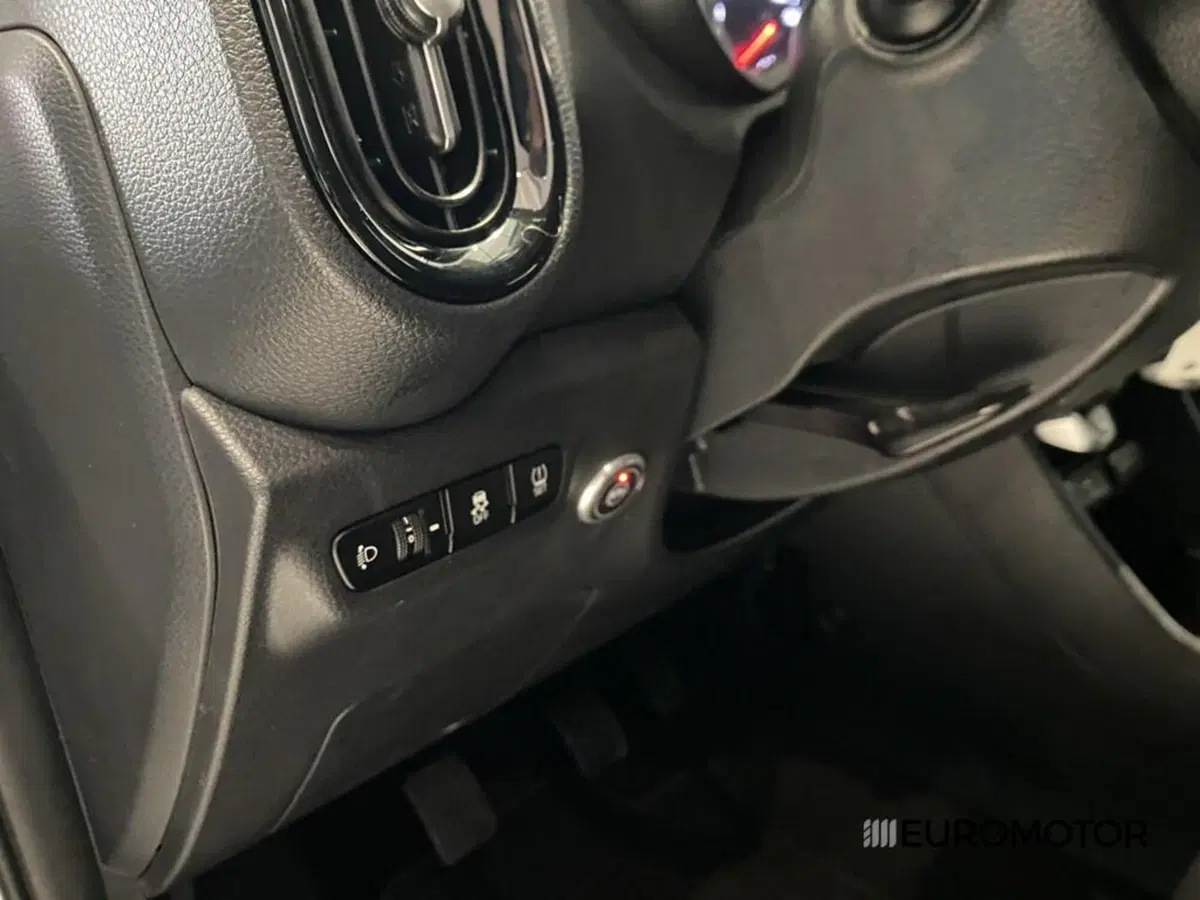 Kia Picanto usata a Bari (12)
