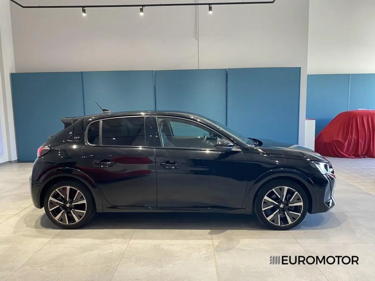 Peugeot 208 usata a Bari (6)