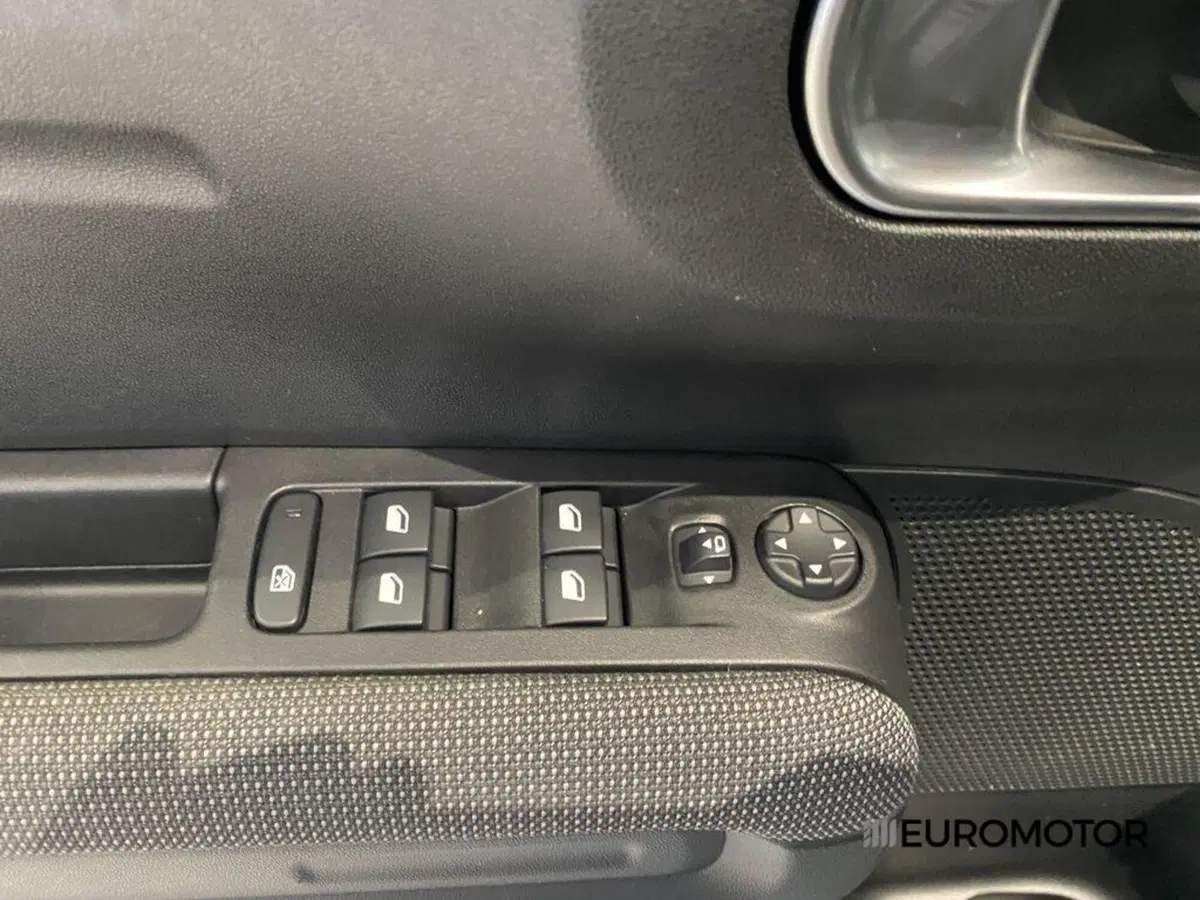 Citroen C3 Aircross usata a Bari (13)