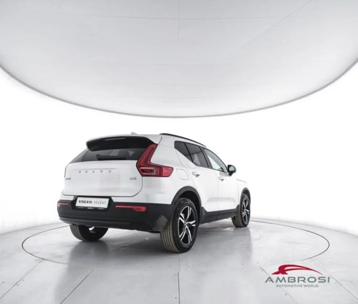 Volvo XC40 usata a Perugia (2)