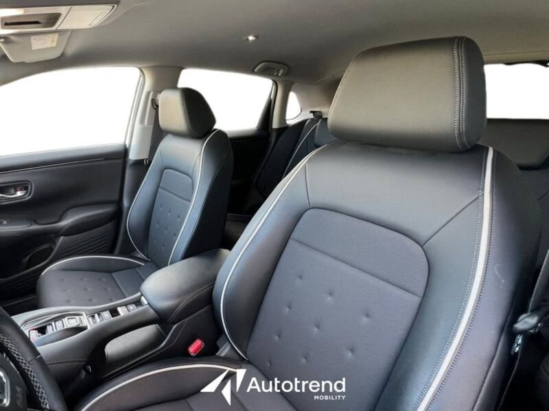 Honda ZR-V usata a Lecce (6)