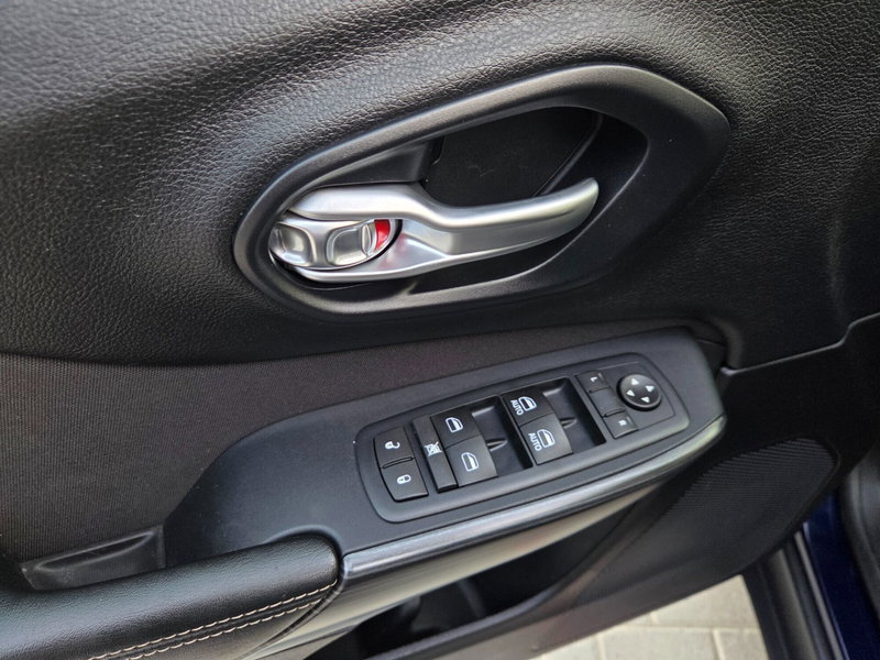 Jeep Cherokee usata a Torino (19)