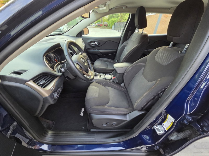 Jeep Cherokee usata a Torino (7)