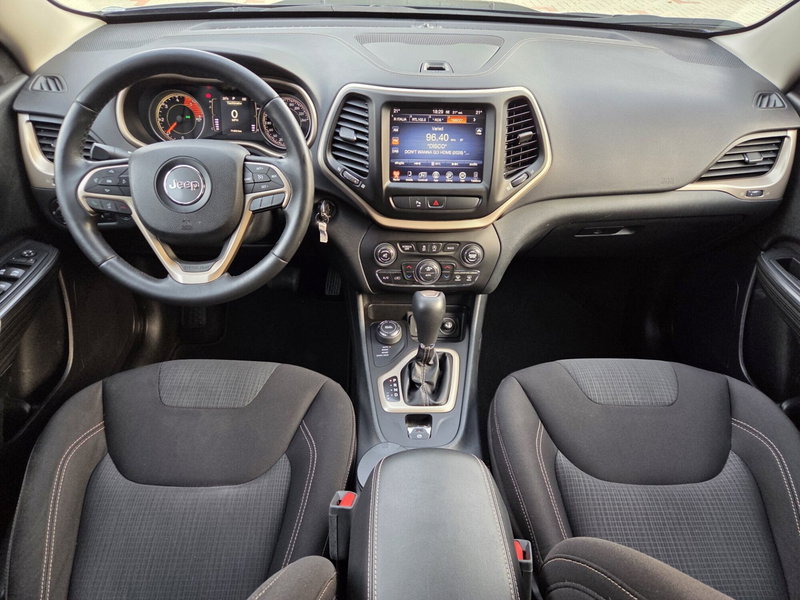 Jeep Cherokee usata a Torino (9)