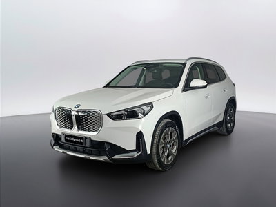 BMW iX1 edrive 20 Special Edition del 2025 usata a San Benedetto del Tronto