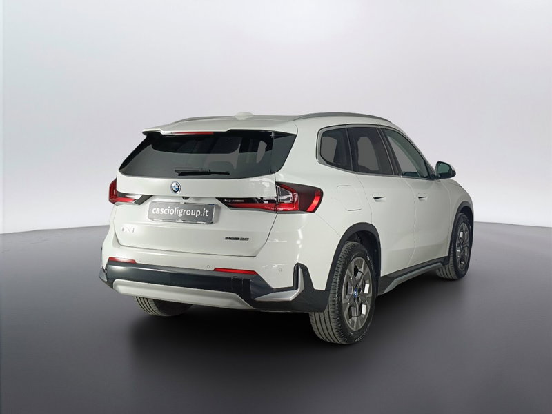 BMW iX1 usata a Ascoli Piceno (4)