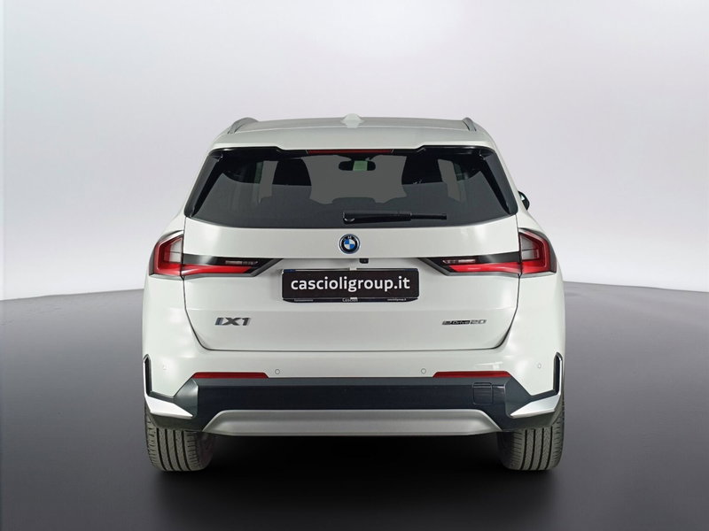 BMW iX1 usata a Ascoli Piceno (5)