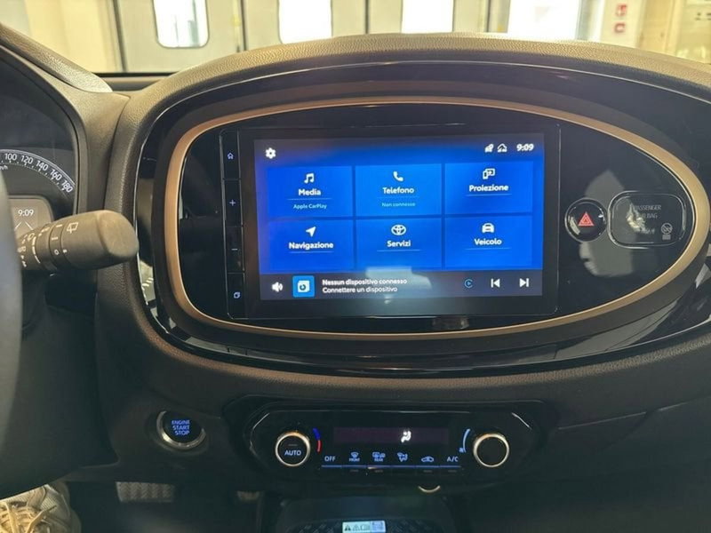 Toyota Aygo X usata a Prato (19)