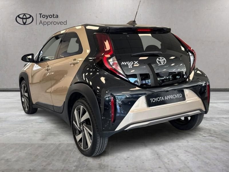Toyota Aygo X usata a Prato (7)