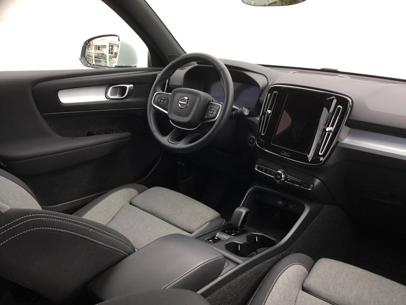 Volvo XC40 usata a Napoli (6)