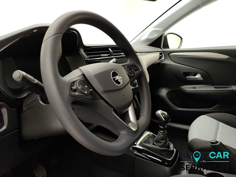 Opel Corsa nuova a Como (9)