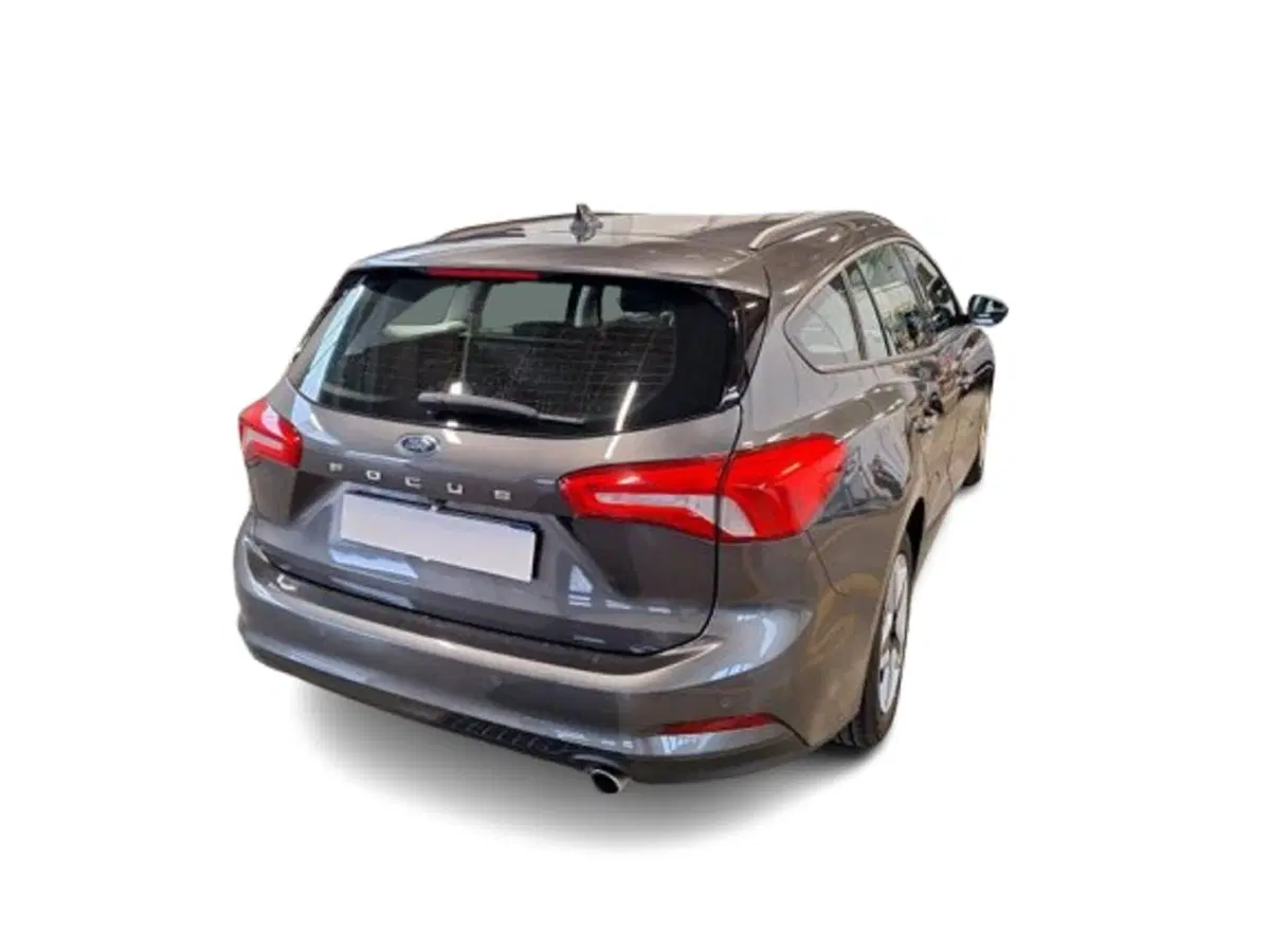 Ford Focus Station Wagon usata a Bari (11)