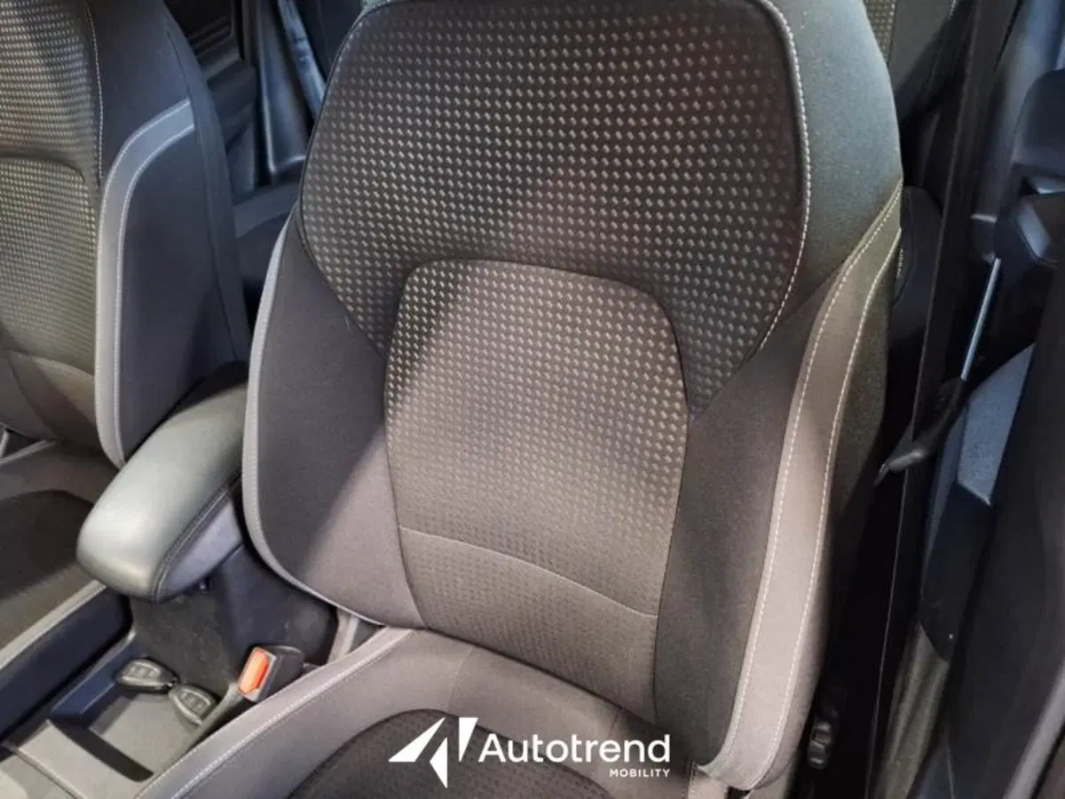 Ford Focus Station Wagon usata a Bari (16)