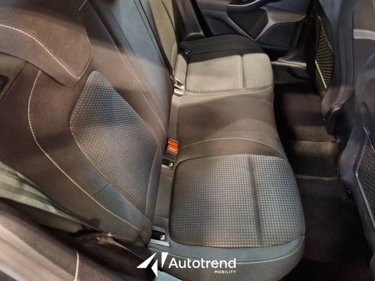 Ford Focus Station Wagon usata a Bari (17)