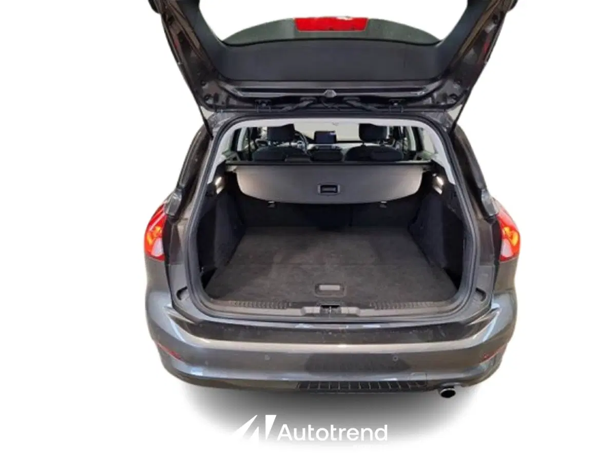 Ford Focus Station Wagon usata a Bari (18)