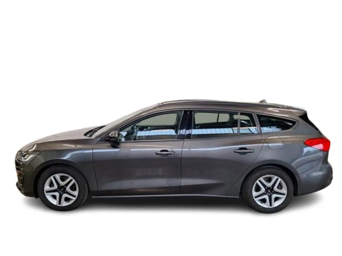 Ford Focus Station Wagon usata a Bari (4)