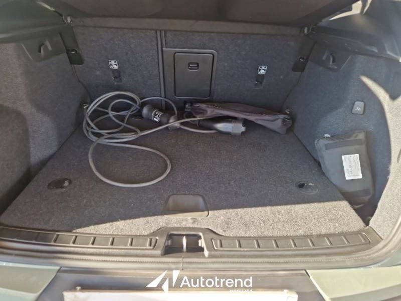 Volvo XC40 usata a Bari (10)