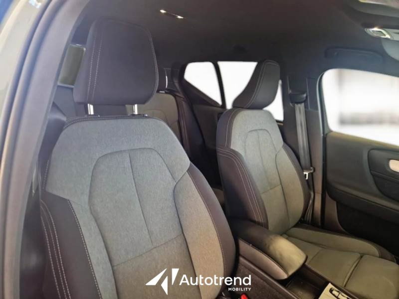 Volvo XC40 usata a Bari (6)