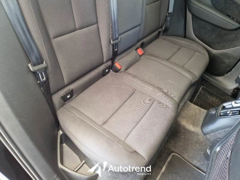 Volvo XC40 usata a Bari (11)