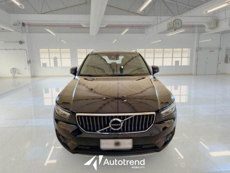 Volvo XC40 usata a Bari (16)