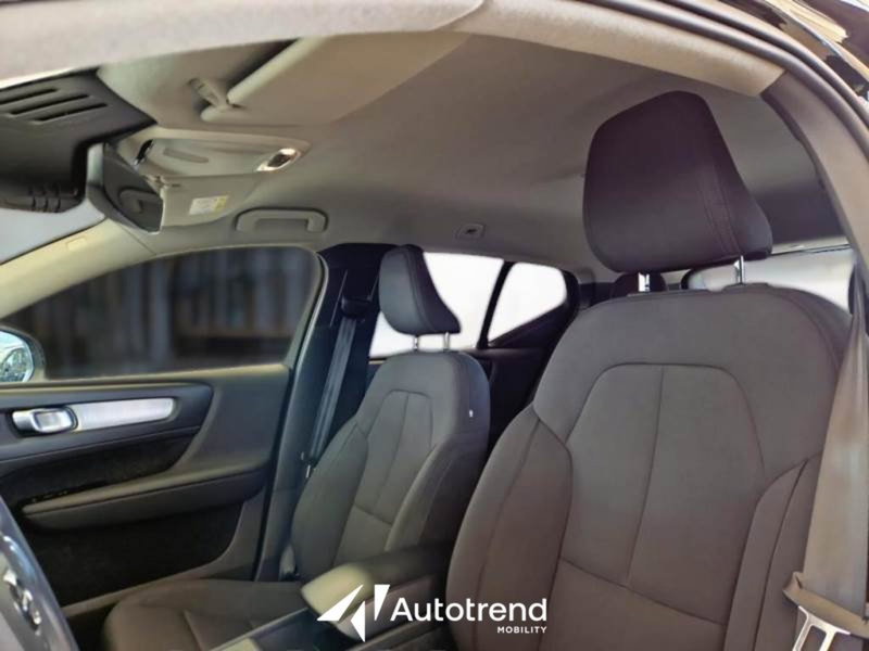 Volvo XC40 usata a Bari (6)