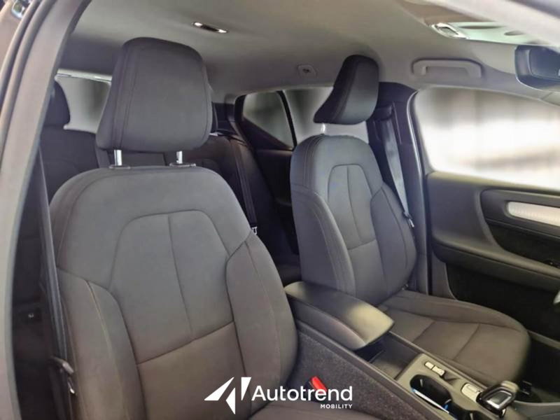 Volvo XC40 usata a Bari (7)