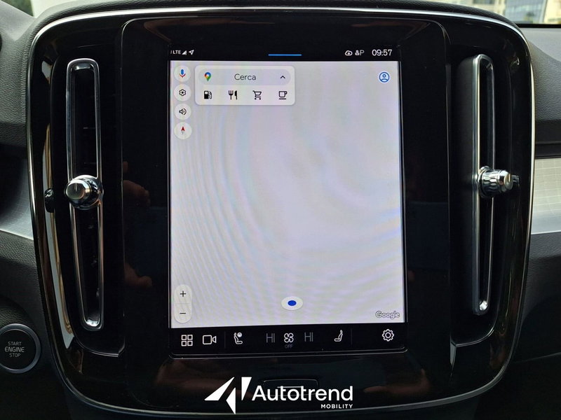 Volvo XC40 usata a Bari (11)