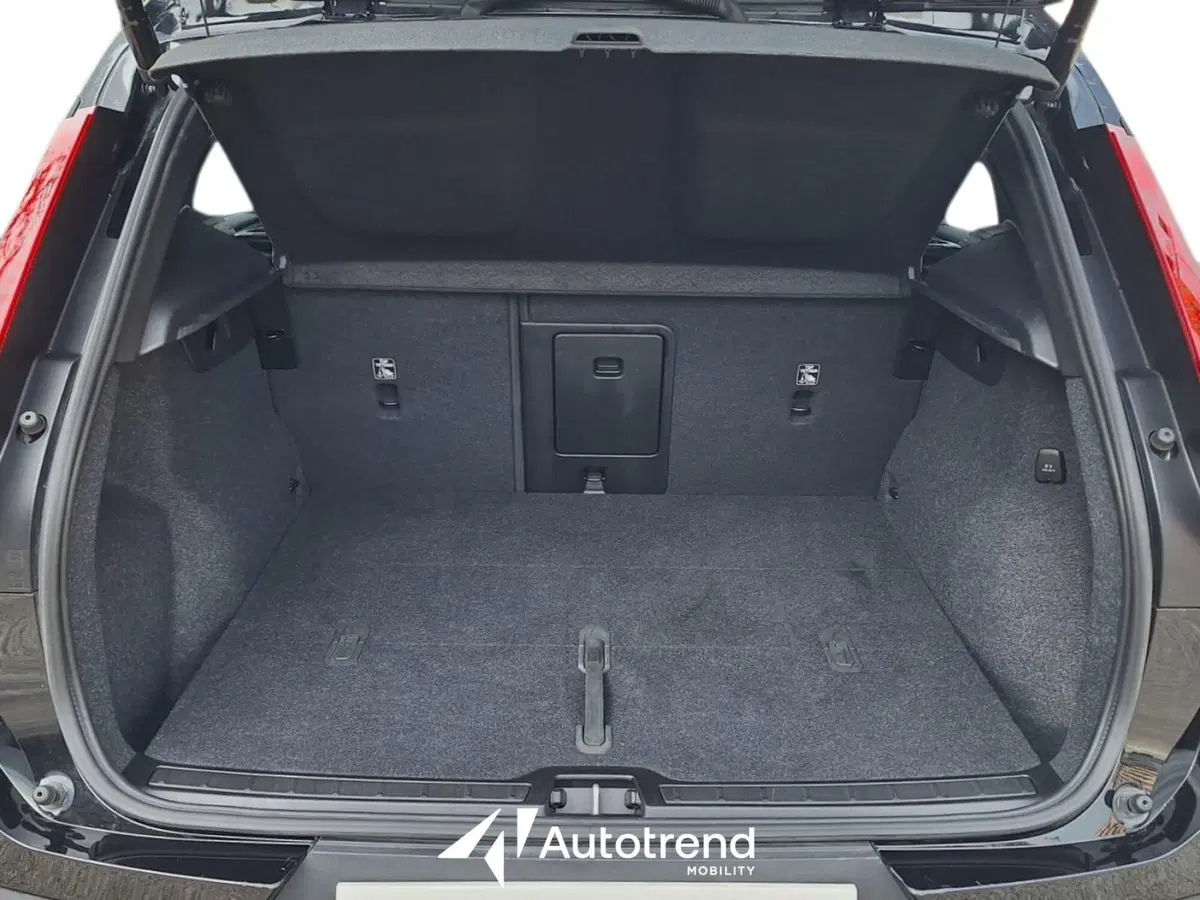 Volvo XC40 usata a Bari (14)