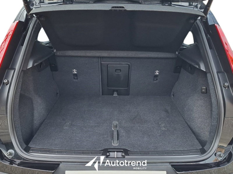 Volvo XC40 usata a Bari (14)