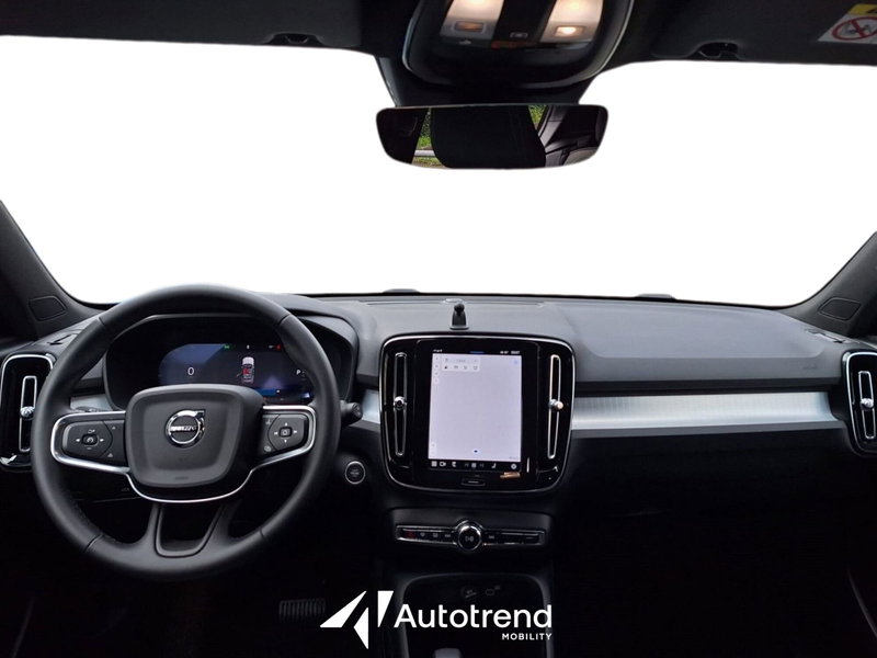 Volvo XC40 usata a Bari (8)