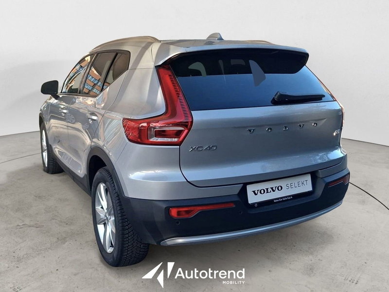 Volvo XC40 usata a Bari (3)