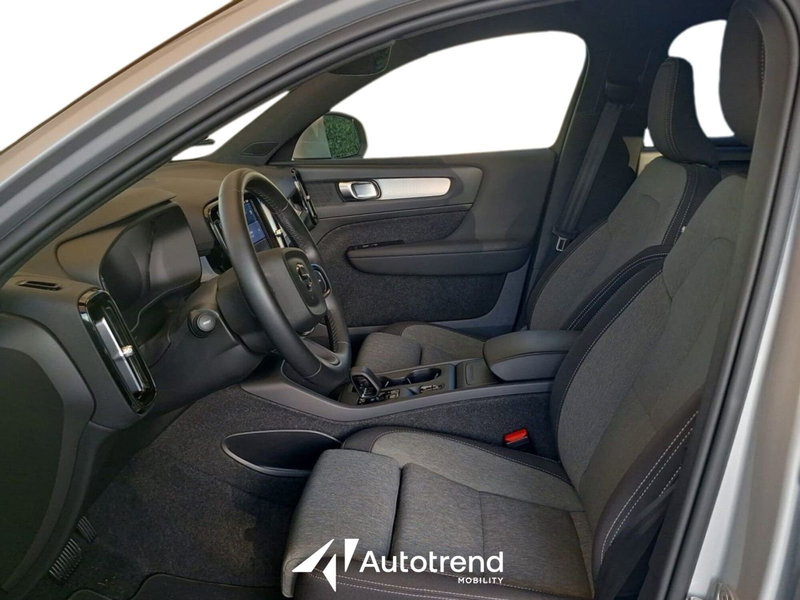 Volvo XC40 usata a Bari (6)