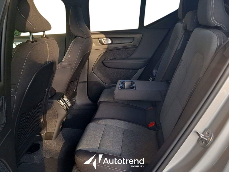 Volvo XC40 usata a Bari (12)