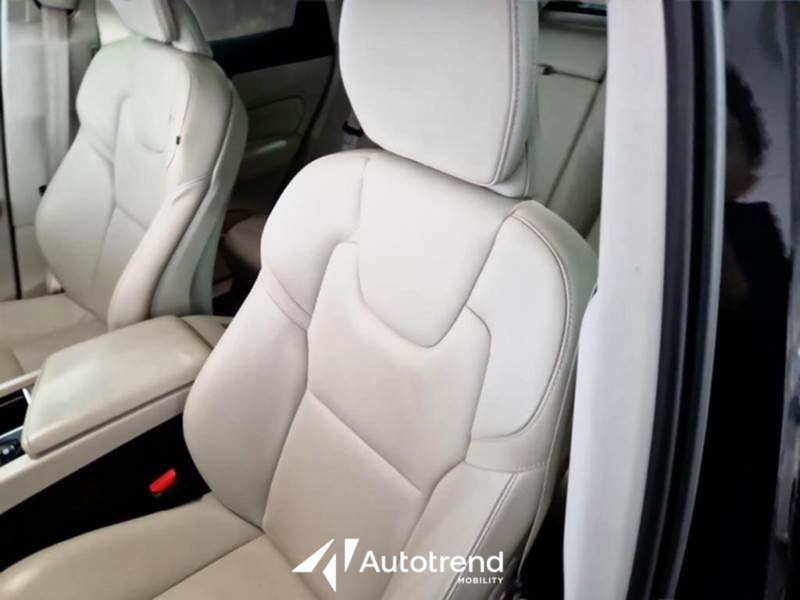 Volvo XC60 usata a Bari (20)