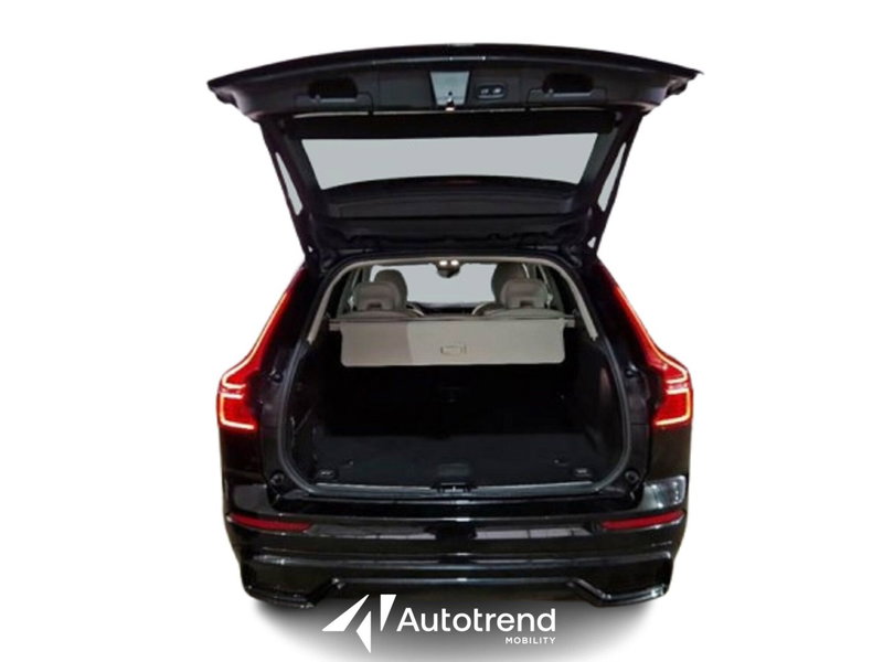 Volvo XC60 usata a Bari (6)