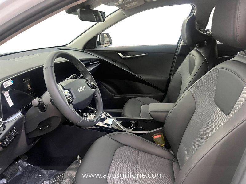 Kia Niro nuova a Modena (9)