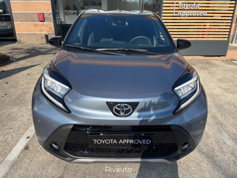 Toyota Aygo X usata a Como (5)