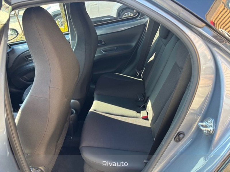 Toyota Aygo X usata a Como (9)