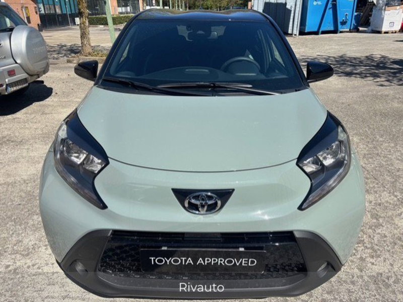 Toyota Aygo X usata a Como (4)