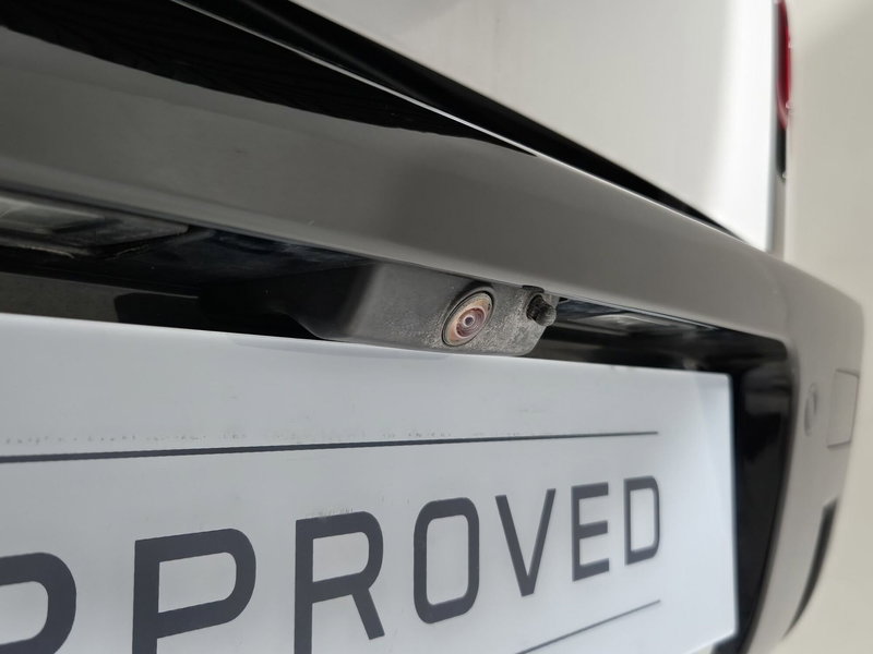 Land Rover Defender usata a Torino (17)