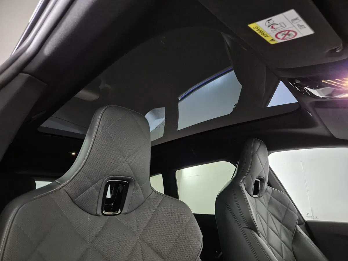 BMW iX usata a Torino (17)