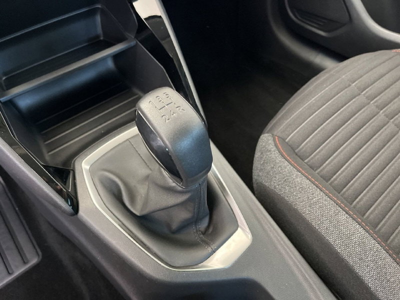 Peugeot 208 usata a Torino (11)