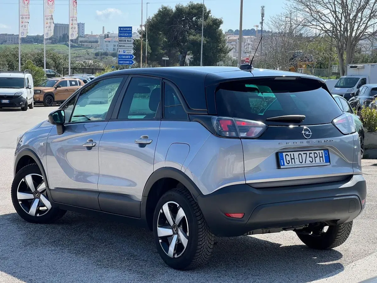 Opel Crossland usata a Matera (15)