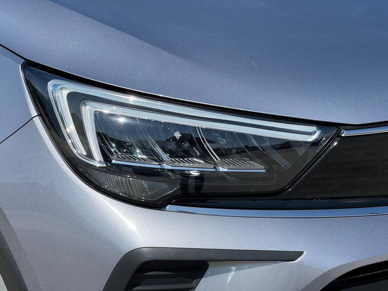 Opel Crossland usata a Matera (8)